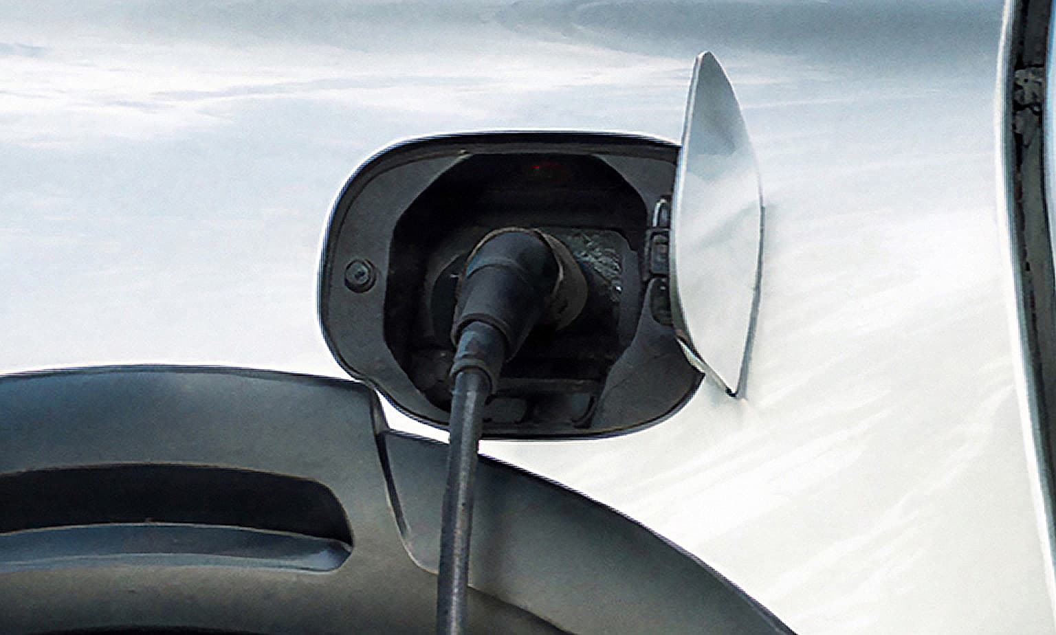 P300 PHEV charging port