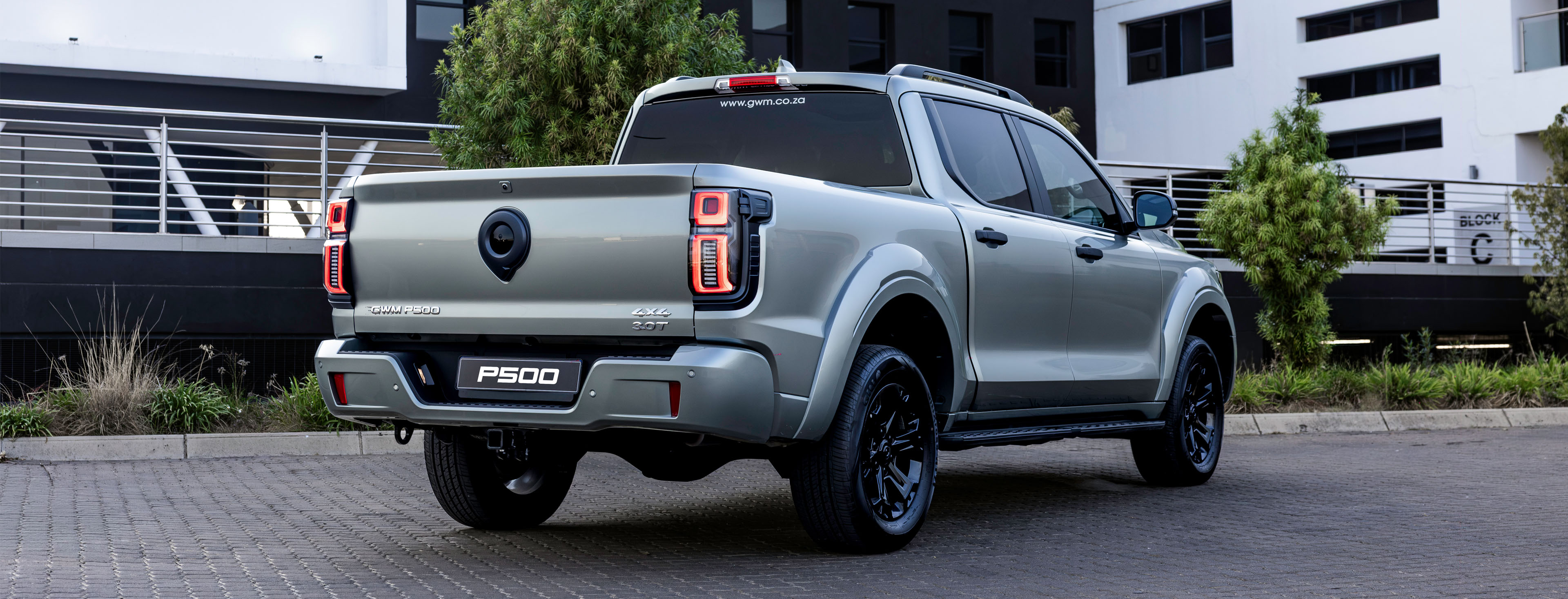 Rear three-quarter view of the silver GWM P500 3.0-litre turbo-diesel bakkie